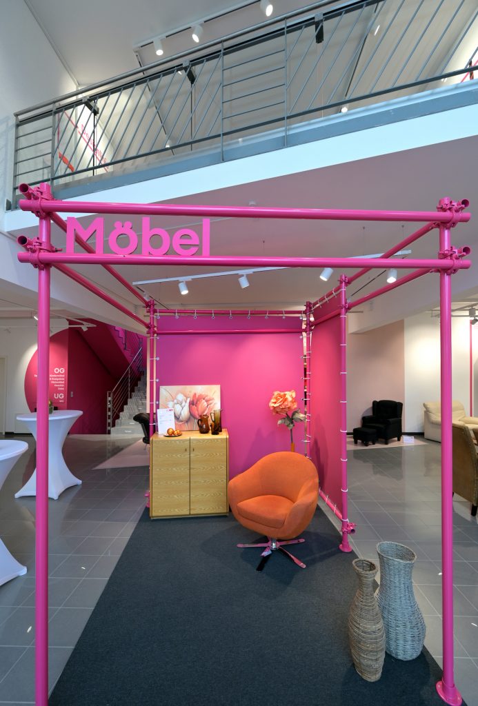 Dossenheim, Zweite Sahne, das Gebrauchtwaren- Kaufhaus der AVR ist eröffnet Dossenheim, Zweite Sahne, Das Gebrauchtwaren Kaufhaus Der Avr Ist Eröffnet